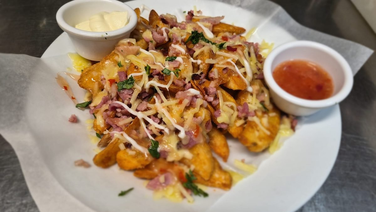 Loaded fries, The Favor Flavour, New Plymouth